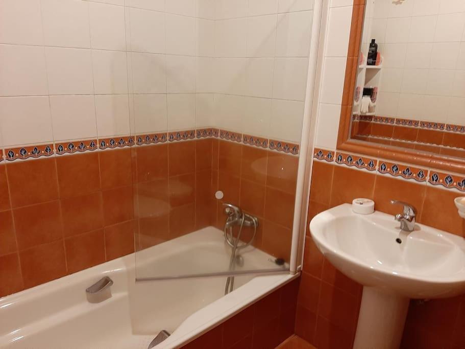 Lhamo Mandala House Villa Понтеведра Екстериор снимка